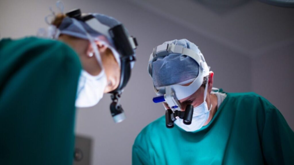 How Cataract Surgery in Sydney Supports Astigmatism Treatment Outcomes