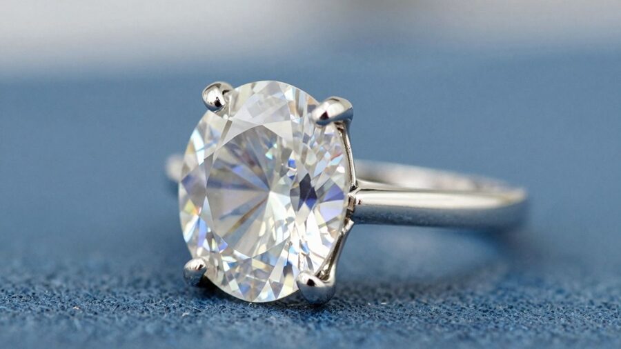 Moissanite Rings